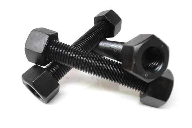 Stud bolts
